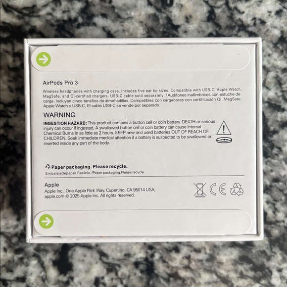 NIB Apple AirPod Pro 3 - Picture 2 of 7